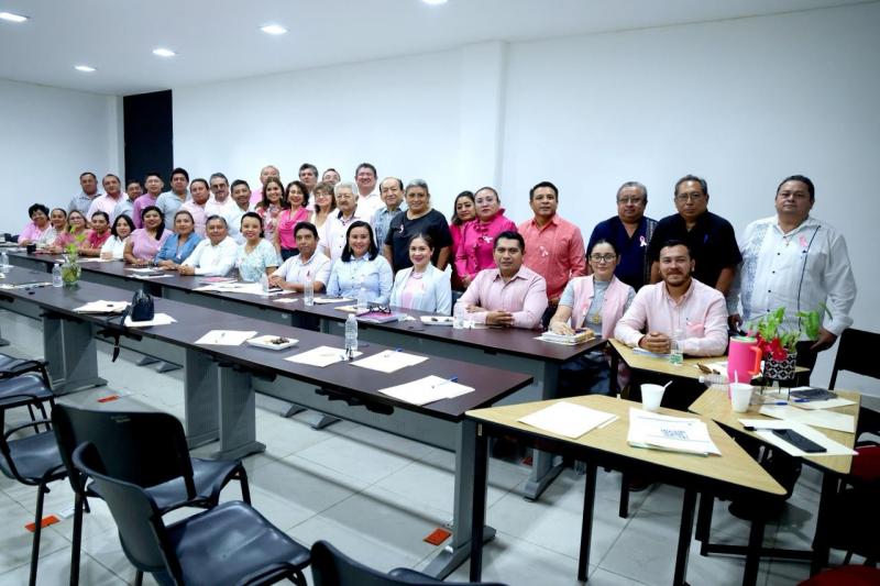 Diálogo y cercanía para fortalecer la educación en Yucatán