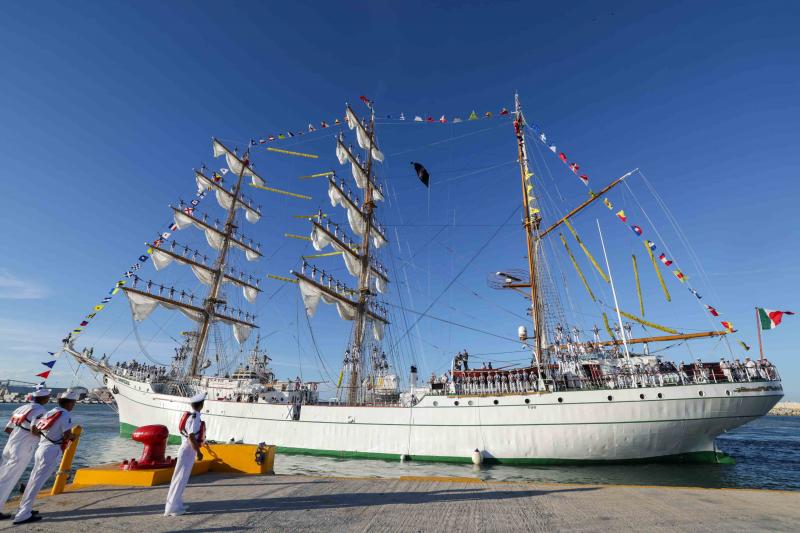 Yucatán recibe al Buque Escuela Velero "Cuauhtémoc